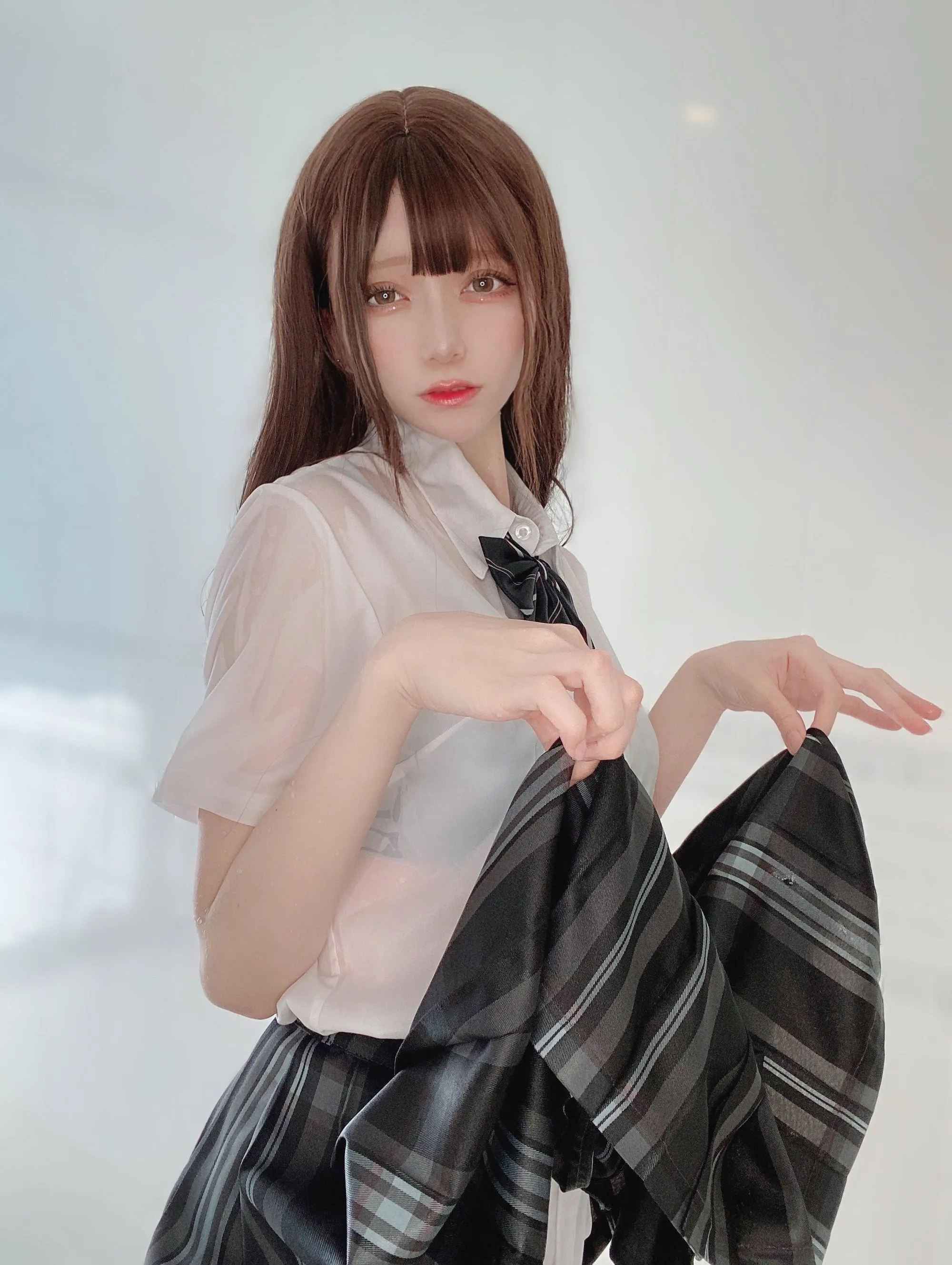 かさぎkasagi – NO.006 Fantia 2022-08月会员订阅-2022-08-29 制服で水遊び第二弾 [31P]插图8